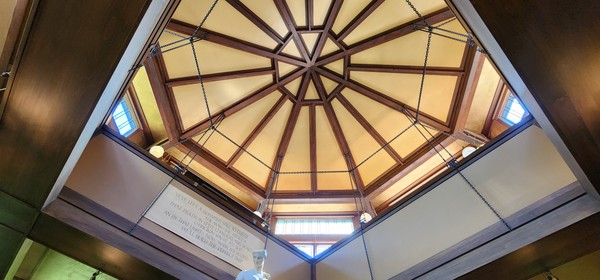 79-octagonal-skylight-dome-ceiling.jpg